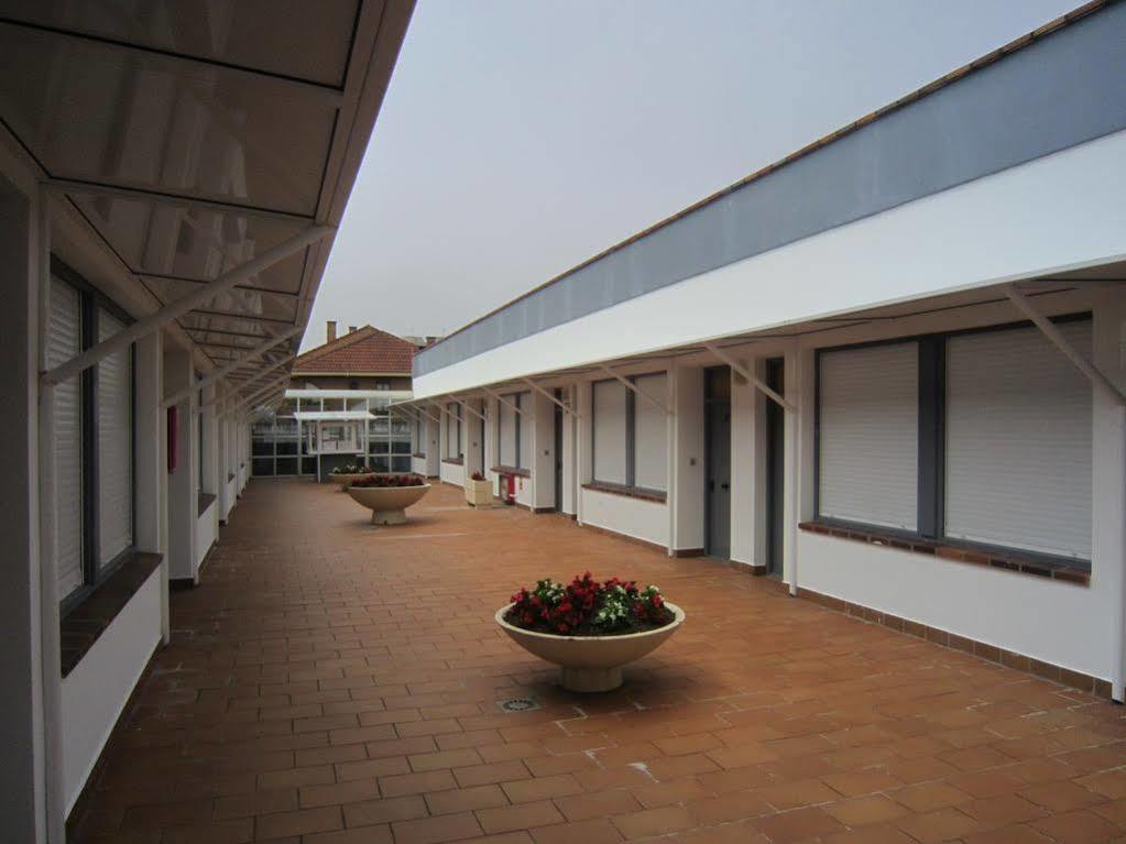 Apartamentos Elena 拉雷多 外观 照片